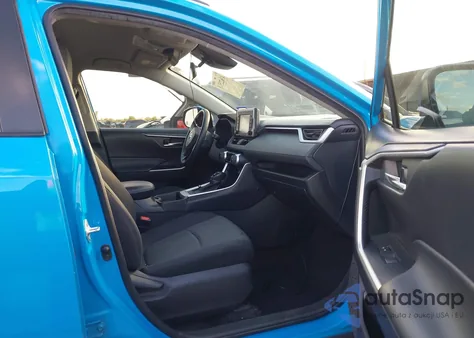 2021 Toyota Rav4 Xle from USA, damaged, VIN 2T3W1RFV8MW156111